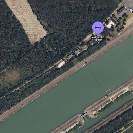 Kuk Racice - Pokoj S Malou Terasou Exterior foto